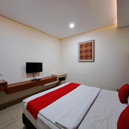 Hotel Dewi Uma House Denpasar Esterno foto