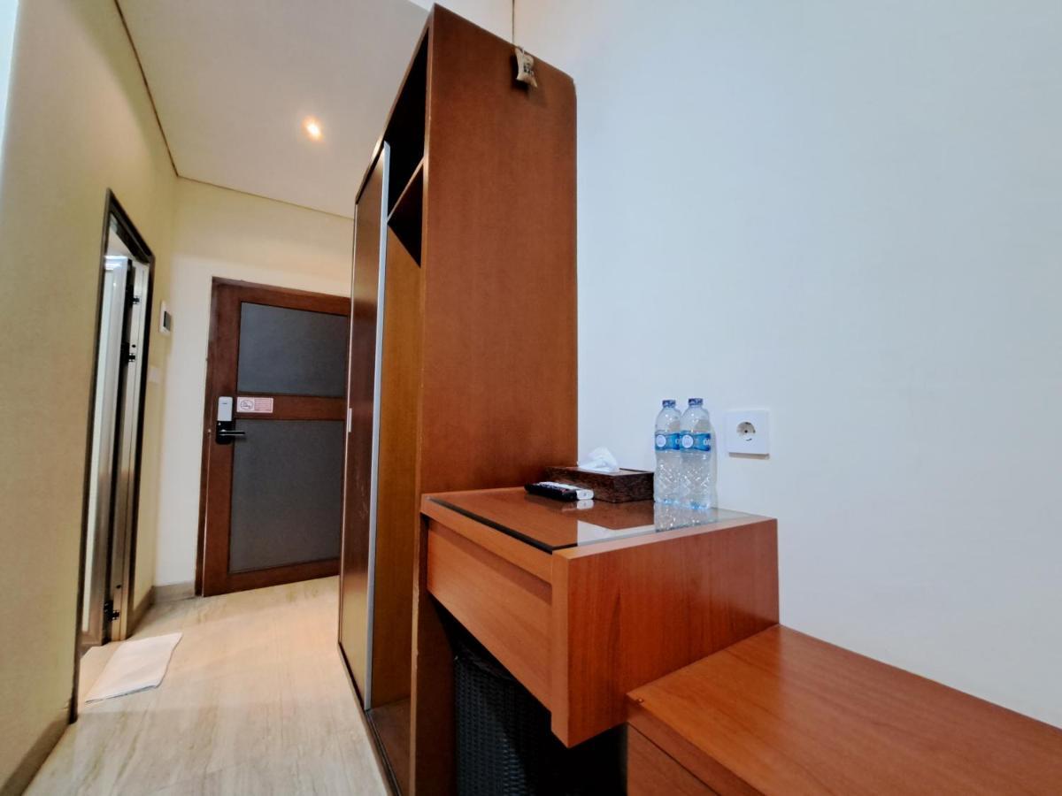 Hotel Dewi Uma House Denpasar Esterno foto