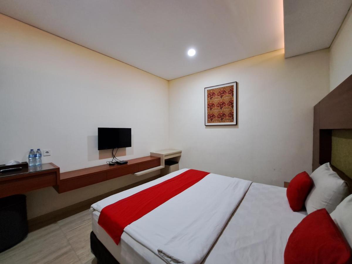 Hotel Dewi Uma House Denpasar Esterno foto