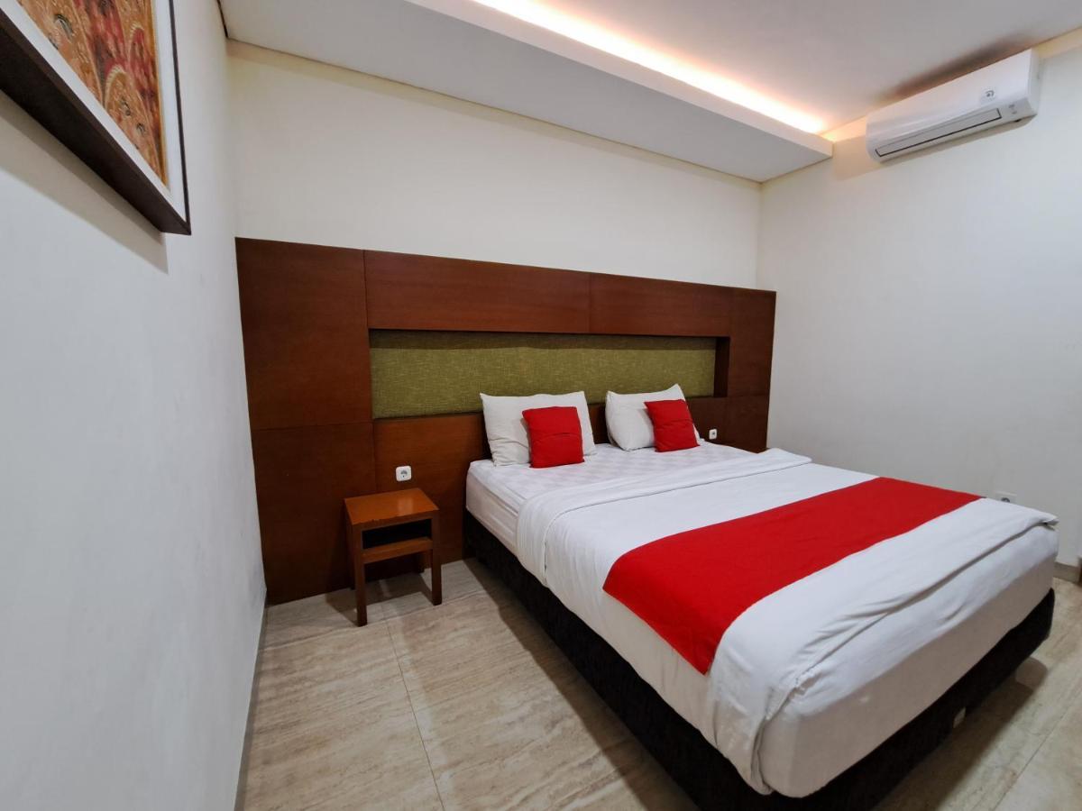 Hotel Dewi Uma House Denpasar Esterno foto