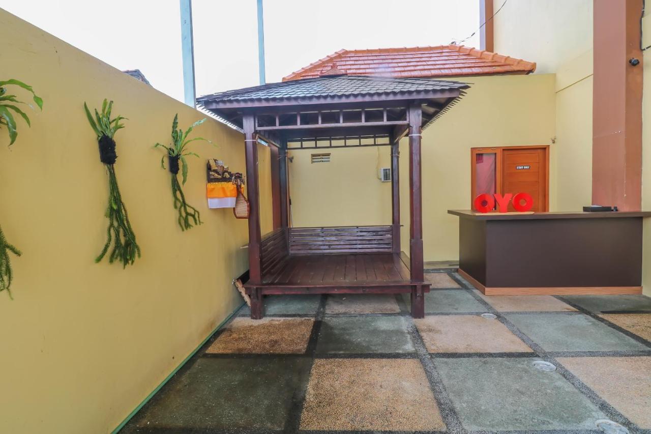 Hotel Dewi Uma House Denpasar Esterno foto